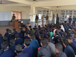 कठेला समय माता में छात्रों को किया जागरूक:राजमणि इंटर कॉलेज में मिशन शक्ति के तहत जन चौपाल का आयोजन