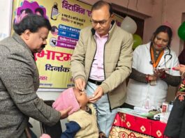 बलरामपुर में बच्चों को पिलाई गई विटामिन ए की खुराक:3.78 लाख बच्चों को कुपोषण से बचाने का अभियान शुरू