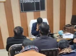 बृजमनगंज: डीडीओ ने विकास कार्यों की समीक्षा की, सचिवों को गांवों में डटे रहने के निर्देश।*