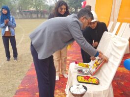 जिलाधिकारी ने नन्दी फाउण्डेशन द्वारा आयोजित दो दिवसीय ’जिला स्तरीय फुटबाल प्रतियोगिता’ का किया शुभारम्भ