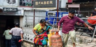 सरकार ने LPG और ईंधन की आपूर्ति बढ़ाई, सुरक्षा मजबूत