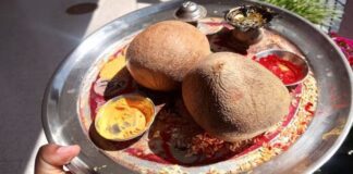 कुमकुम की थाली में नारियल क्यों? घर में खुशहाली का राज, जानिए घर में समृद्धि और पॉजिटिविटी लाने का तरीका