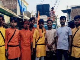 श्रावस्ती के भटपुरवा में नवरात्रि विसर्जन यात्रा निकली:नौ दिवसीय धार्मिक कार्यक्रम का समापन, बड़ी संख्या में श्रद्धालु शामिल