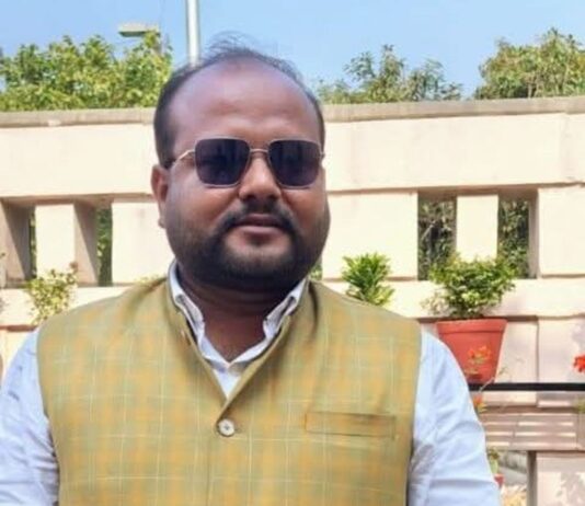 अभिषेक श्रीवास्तव लोहिया वाहिनी के राष्ट्रीय उपाध्यक्ष बने:छात्र राजनीति में सक्रिय अभिषेक को मिली जिम्मेदारी