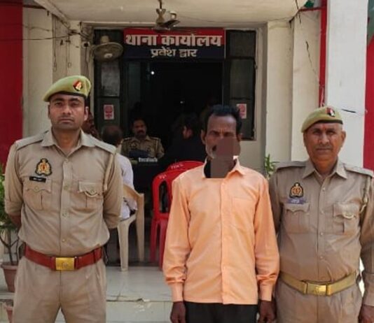 बस्ती में वांछित वारंटी गिरफ्तार:वाल्टरगंज पुलिस ने रघुनाथपुर से पकड़ा, न्यायालय में पेश किया