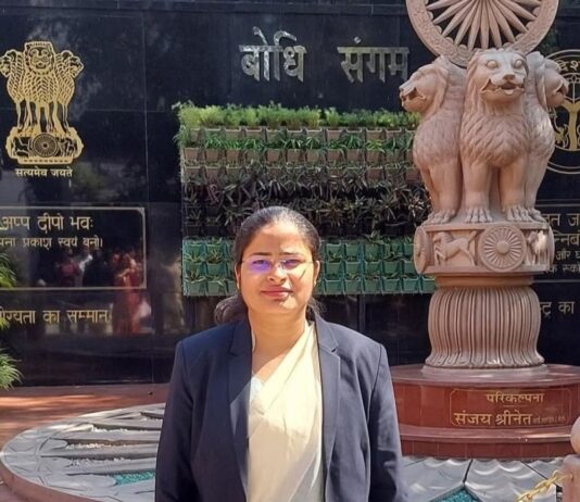 नीलम त्रिपाठी बनीं नायब तहसीलदार:सिद्धार्थनगर की बेटी ने पीसीएस परीक्षा में सफलता पाई