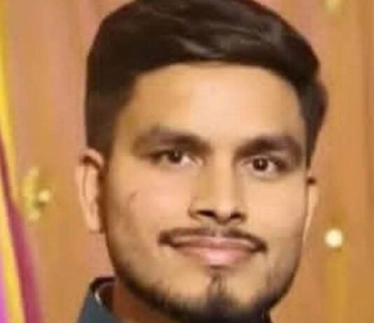 सिद्धार्थनगर के दो युवाओं को UP PCS में सफलता:पहले और दूसरे प्रयास में नायब तहसीलदार, असिस्टेंट कमिश्नर बने