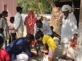 नवरात्र में 51 कन्याओं का पूजन:बहराइच में भव्य कन्या भोज का आयोजन, उपहार भी दिए गए