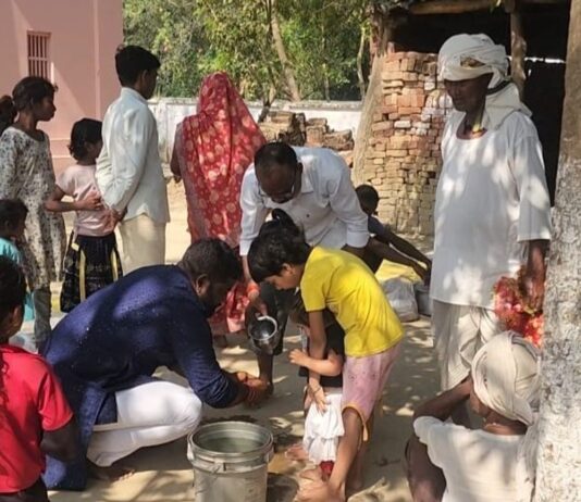 नवरात्र में 51 कन्याओं का पूजन:बहराइच में भव्य कन्या भोज का आयोजन, उपहार भी दिए गए