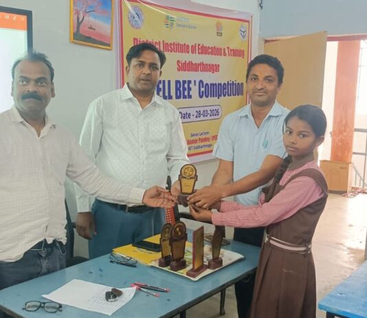 इटवा की साक्षी गुप्ता को जिलास्तर पर दूसरा स्थान:हिंदी-अंग्रेजी श्रुतलेख और स्पेल-बी प्रतियोगिता में मिली सफलता