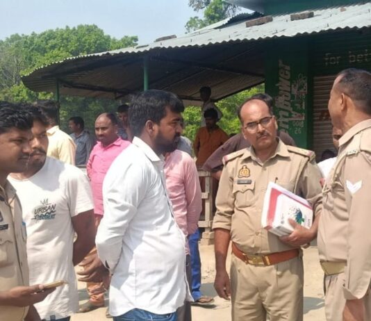 बहराइच में बस-बाइक की टक्कर, युवक की मौत:दो गंभीर घायल, चालक वाहन सहित फरार; पुलिस जांच जारी