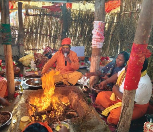 इटवा में चैत्र नवरात्रि, रामनवमी पर हवन-पूजन:बड़ी संख्या में श्रद्धालुओं ने सुख-समृद्धि के लिए की पूजन