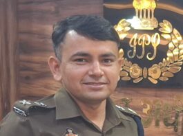 महराजगंज से सोमेंद्र मीणा का तबादला:शक्ति मोहन अवस्थी नए पुलिस अधीक्षक नियुक्त, प्रशासन ने किया फेरबदल