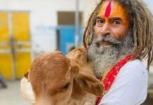 *गौ सेवा के एक युग का अंत: तस्करों से लोहा लेते हुए ‘फरसा वाले बाबा’ ने त्यागे प्राण, मथुरा में शोक की लहर*