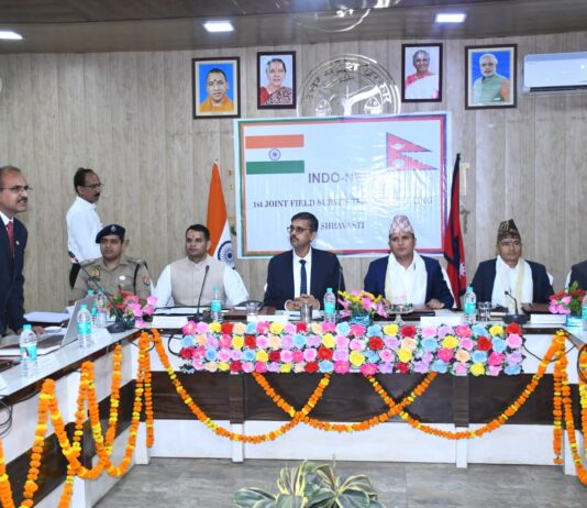 जिलाधिकारी श्रावस्ती के नेतृत्व में भारत-नेपाल राष्ट्र के मध्य सीमा सर्वेक्षण की बैठक सम्पन्न*