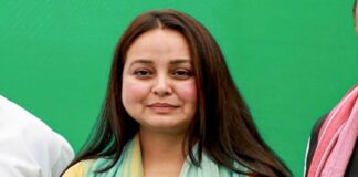 नाम से खेल रहा था कोई और… रोहिणी आचार्य ने उठाया ऐसा कदम, मच गया हड़कंप!