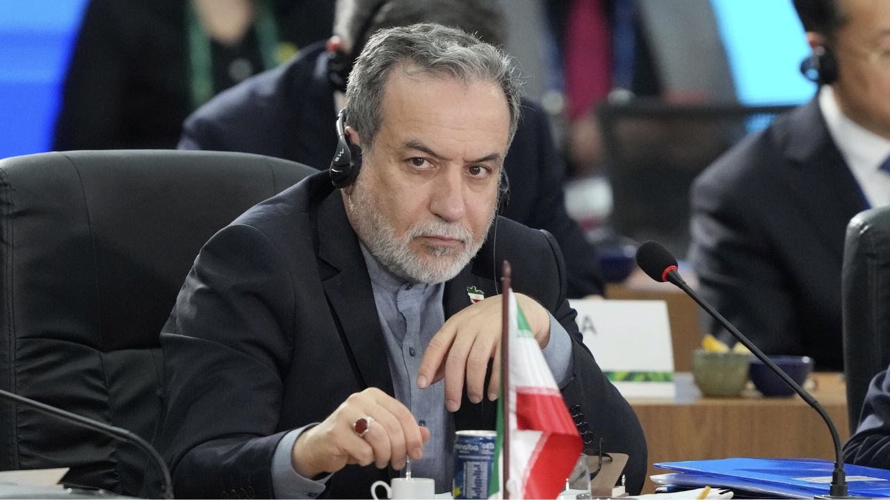 खत्म हो जाएगी गैस की किल्लत? होर्मुज से गुजरेंगे भारत के जहाज, ईरान ने किया एलान