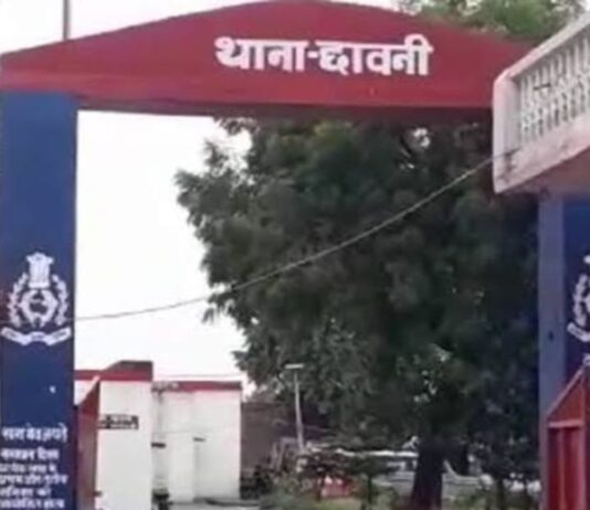 छावनी में व्यक्ति की बाइक चोरी:मोबाइल, एटीएम और नकदी भी गायब, पुलिस ने मामला दर्ज कर जांच शुरू की