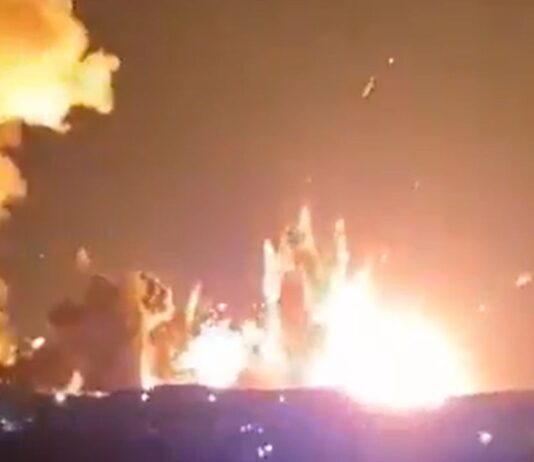 US ने ईरान पर गिराया 1,000 kg का बंकर बस्टर बम, यहीं रखा है यूरेनियम!