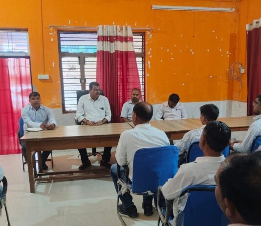 संचारी रोग नियंत्रण अभियान पर बैठक:बृजमनगंज में 10 से 30 अप्रैल तक चलेगा विशेष अभियान