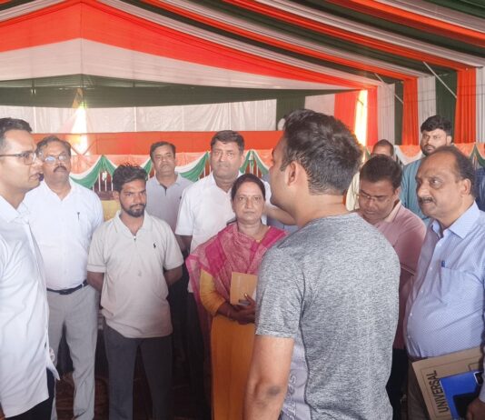 बलरामपुर महोत्सव की तैयारियां तेज:डीएम ने किया ग्राउंड निरीक्षण, समय पर व्यवस्थाएं पूरी करने के निर्देश