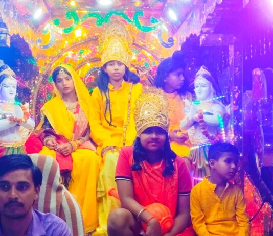 बस्ती में श्रीराम जन्मोत्सव धूमधाम से मना:वाल्टरगंज बाजार में निकली भव्य शोभायात्रा, जयकारों से गूंजा क्षेत्र