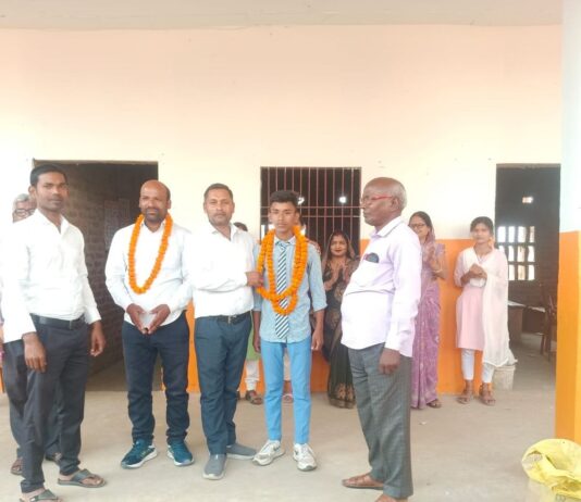 अंकित यादव ने सर्वोदय विद्यालय प्रवेश परीक्षा में 5वां स्थान:छात्र ने गोरखपुर मंडल में नाम रोशन किया