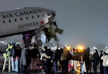 ट्रक से भिड़ा एयर कनाडा का विमान, कई घायल, न्यूयॉर्क एयरपोर्ट पर बड़ा हादसा