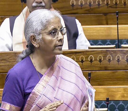 ‘रुपया एकदम ठीक चल रहा है…’, वायरल हो गया वित्त मंत्री निर्मला सीतारमण का बयान