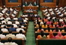 महिलाओं के लिए 273 सीटें, UP-बिहार से 180 MP, लोकसभा में क्या-क्या बदलेगा?