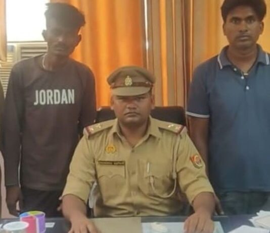 मलौली गोसाई में बच्चे को डीजल से जलाने का मामला:कैटरिंग संचालक समेत दो गिरफ्तार, लखनऊ में बालक की हालत गंभीर