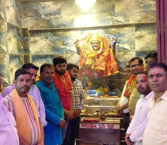 गौर के काली माता मंदिर में भंडारे का आयोजन:बस्ती जनपद के गौर गांव में बड़ी संख्या में श्रद्धालु पहुंचे