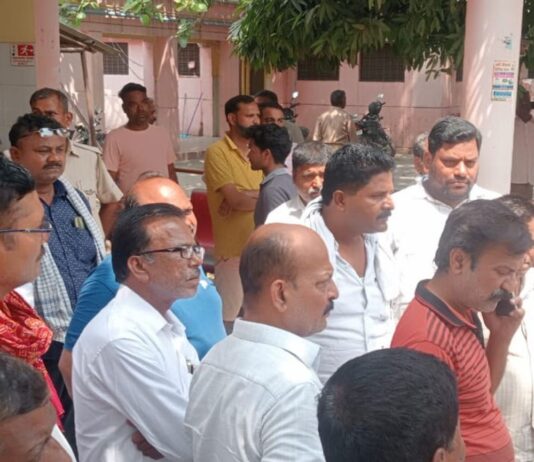 बेकाबू बग्घी की टक्कर से हादसा:बस्ती में ट्रक मालिक की मौत, गर्दन-जबड़ा बुरी तरह जख्मी