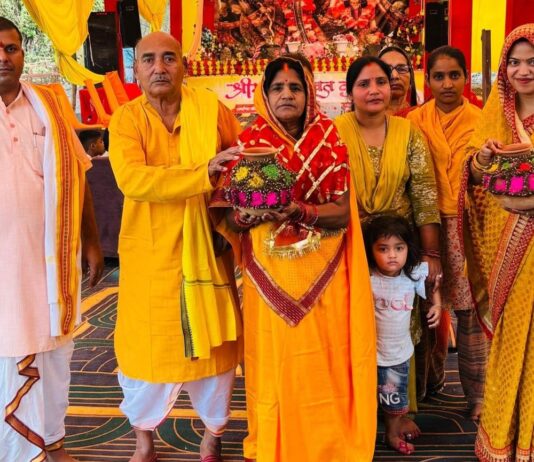 पाऊं गांव में श्रीमद्भागवत कथा का भव्य शुभारंभ:कलश यात्रा निकली, नौ दिवसीय आयोजन शुरू