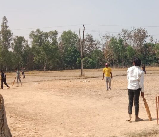 नासिरगंज ने अचरौरा को 42 रनों से हराया:भटपुरवा प्रीमियम लीग के क्वार्टर फाइनल में पहुंची