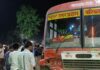 रोडवेज बस की चपेट में आने से तीन की मौत:महराजगंज में बस और बाइक की आमने-सामने की भिड़ंत में पहिये के नीचे आए युवक, ड्राइवर फरार