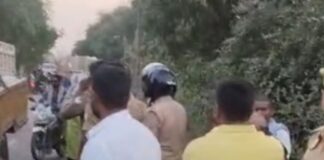 बस्ती में दो बाइकों की टक्कर, एक की मौत:दो गंभीर घायल, दोनों वाहनों के बीच आमने-सामने की टक्कर