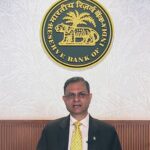 10 हजार से ज्यादा ऑनलाइन पेमेंट का बदल जाएगा नियम, RBI का प्लान समझिए 10 हजार से ज्यादा ऑनलाइन पेमेंट का बदल जाएगा नियम, RBI का प्लान समझिए