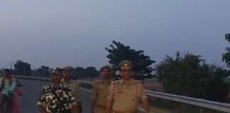 भारत-नेपाल सीमा पर सुरक्षा कड़ी:पुलिस और SSB ने संयुक्त गश्त तेज की