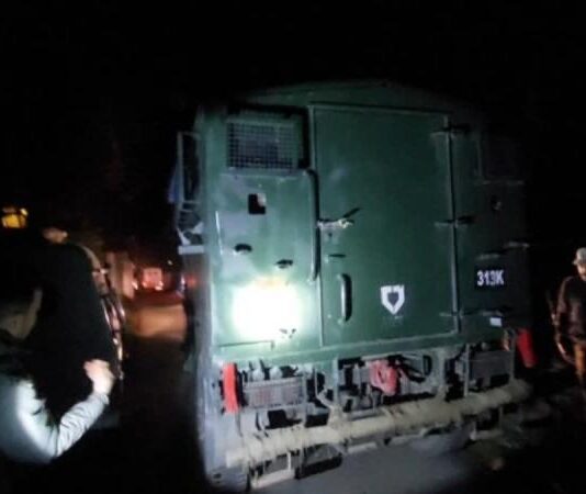 जम्मू-कश्मीर के गांदरबल में सुरक्षाबलों और आतंकियों के बीच मुठभेड़ में एक आतंकी ढेर News Desk