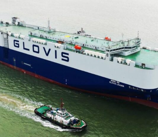 चीन ने बनाया विशाल कार वाहक सुपर जहाज, समा जाएंगी 10,000 से ज्यादा गाड़ियां News Desk