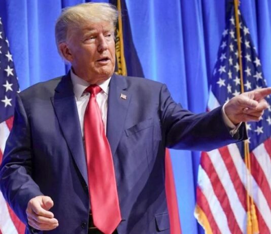 ट्रंप ने ईरान को फिर दी धमकी, कहा- होर्मुज में टैक्स वसूली बंद करो वरना अंजाम भुगतो News Desk