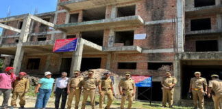 मोहानलालगंज में गैंगस्टर एक्ट की बड़ी कार्रवाई: 5.78 करोड़ की संपत्ति कुर्क, रियल एस्टेट ठग गिरोह पर शिकंजा