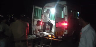 ट्रेन की चपेट में आने से मां-बेटी की मौत, बेटा गंभीर रूप से घायल