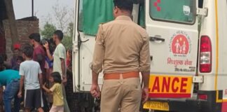 घुघली में दो बाइकों की भिड़ंत:शिकारपुर-घुघली मार्ग पर चार लोग गंभीर रूप से घायल