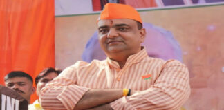 जिले में लगे स्मार्ट बिजली मीटरों को उतारे विद्युत विभाग:आकाश