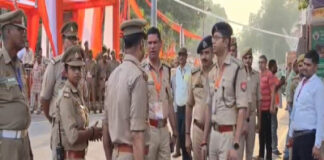 प्रधानमंत्री मोदी कुछ ही देर में श्री काशी विश्वनाथ मंदिर में करेंगे दर्शन,पुलिस अलर्ट