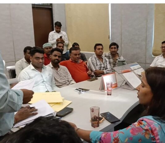 एमबी कंस्ट्रक्शन ने बृजमनगंज टैक्सी स्टैंड का ठेका जीता:फर्म ने 13 लाख 13 हजार 500 रुपये की सर्वाधिक बोली लगाई