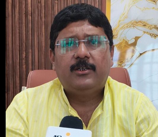 रोहिन नदी पर 27 करोड़ की लागत से बनेगा पुल:नौतनवा विधायक ऋषि त्रिपाठी ने विधानसभा में उठाया था मुद्दा; सीएम योगी ने दी स्वीकृति