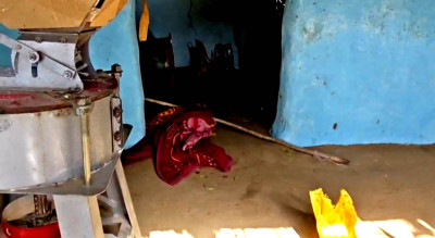 चरित्र पर शक में पति बना हैवान, पत्नी की लाठी-सरिए से पीट-पीटकर हत्या